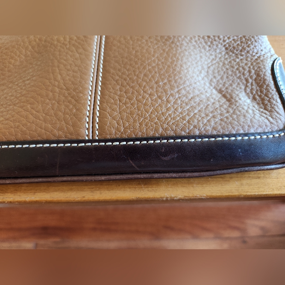 Dooney & Bourke Brown Leather Shoulder Bag - Picture 4 of 8